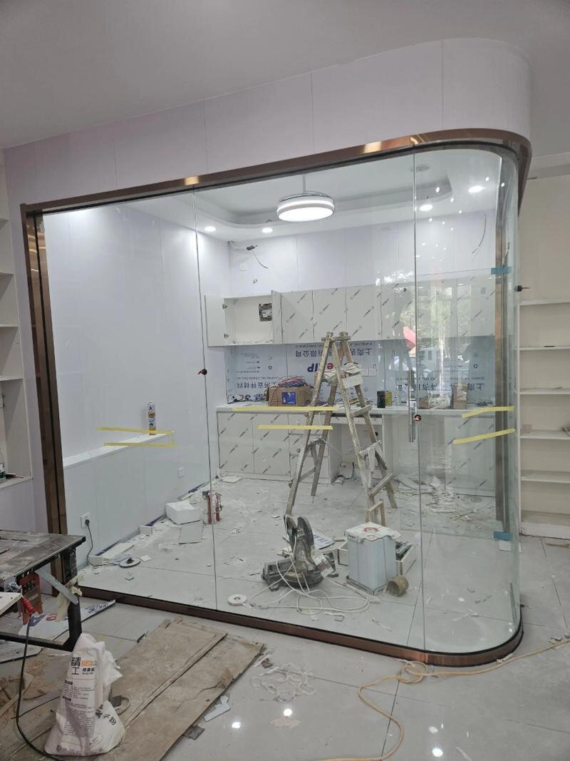 阿拉尔市热熔玻璃异形展柜玻璃 - 厂家